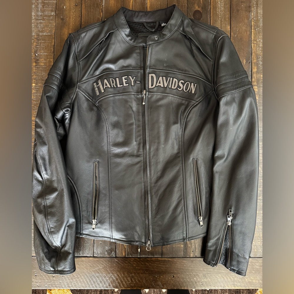 Harley Davidson - leather riding jacket